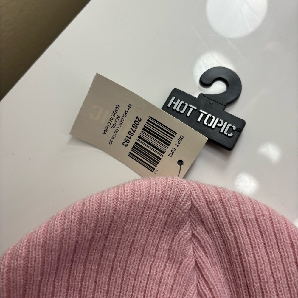 Hot Topic Pink and Blue My Melody Knit Hat - Picture 4 of 6